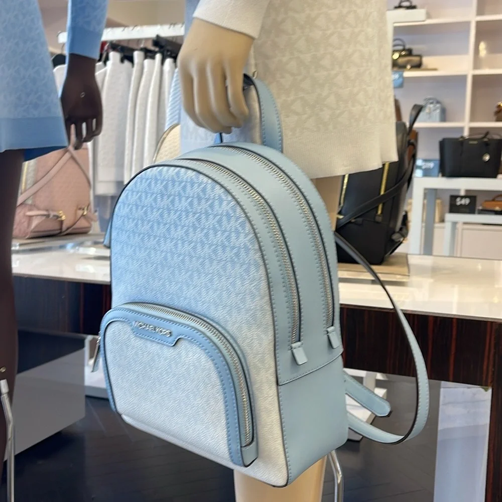 MICHAEL KORS Jaycee Medium Ombré Signature Logo Backpack
Light Sky
NWT - Picture 9 of 16